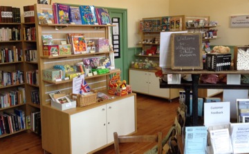 Image Result For Perfect Coffee Shop Place To Meet Your Friends Image Result For Perfect Coffee Shop Place To Meet Your Friends